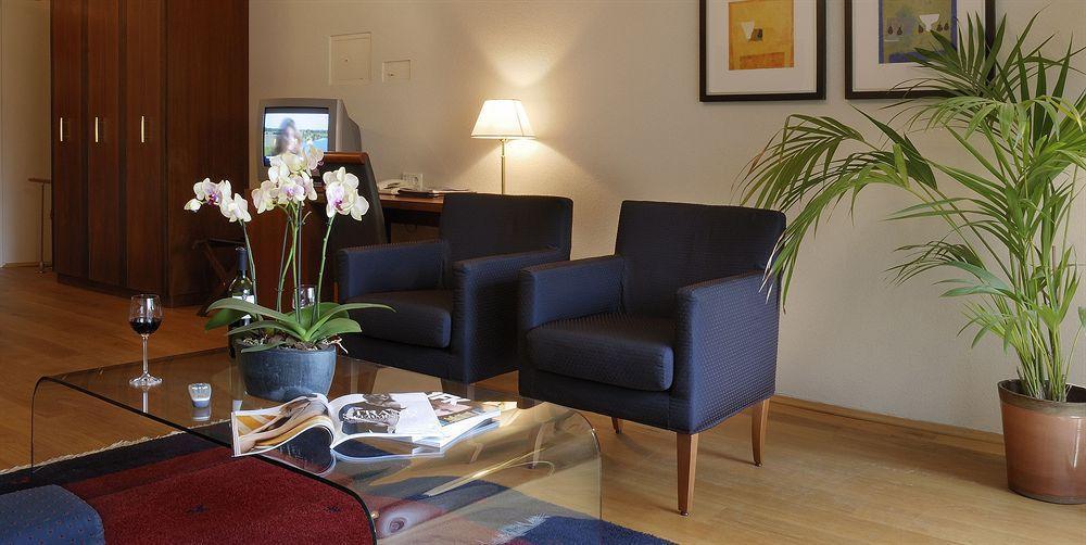 Hotel Creusen Эпен Экстерьер фото
